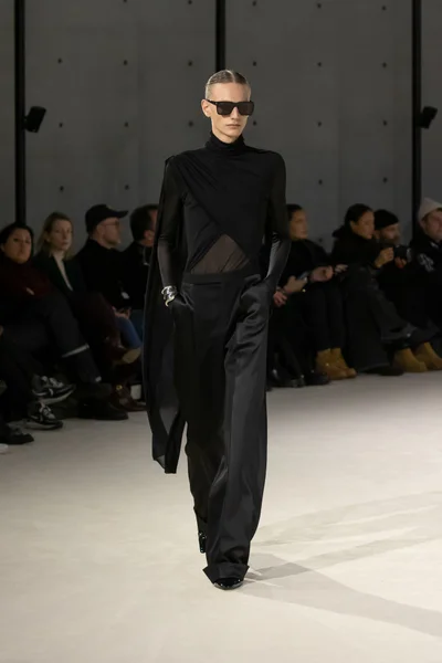 Look 40